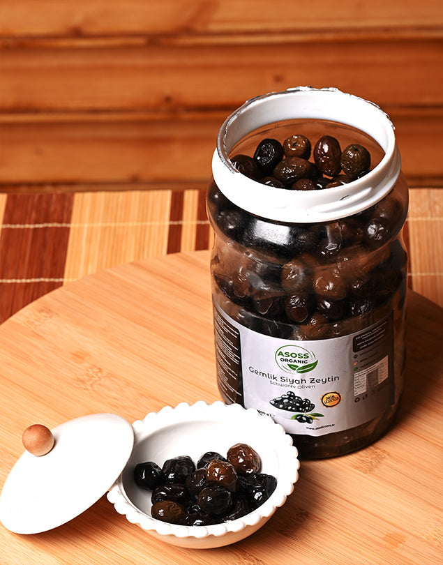 Schwarze Oliven