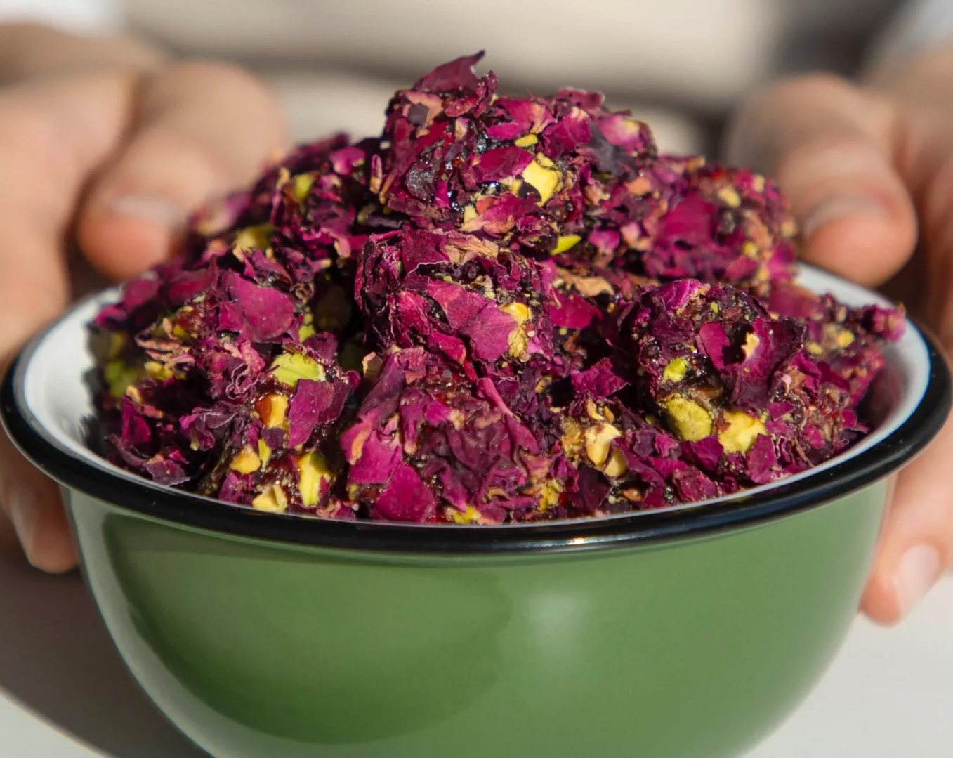 Granatapfel mit Rosenblätter Pistazien - Bild 2