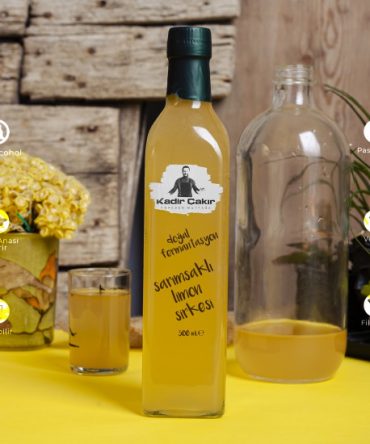 Knoblauch,Zitrone,Petersilie essig