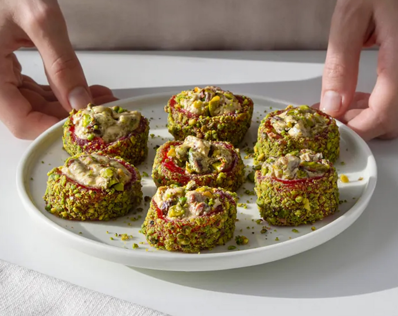 Granatapfel mit Haselnusscreme und Pistazien